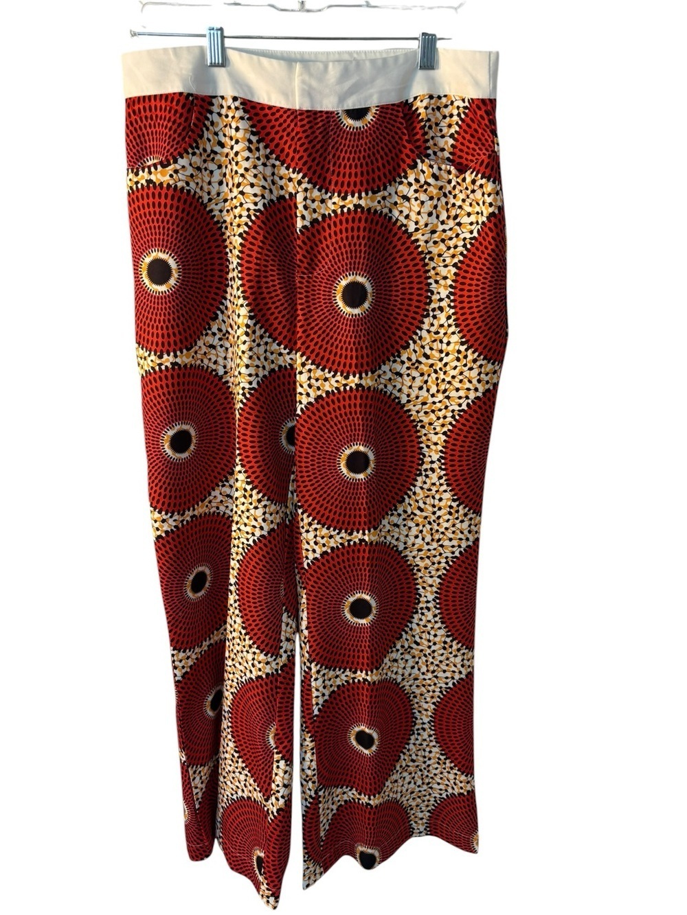 High-Waist Wide-Leg Pants in Red and Cream - Picture 2 of 6